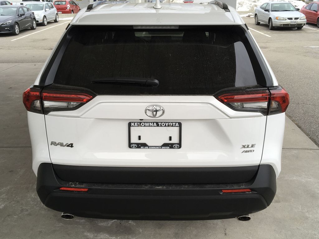 New 2020 Toyota RAV4 XLE I MultiTerrain Select I Moonroof 4 Door Sport