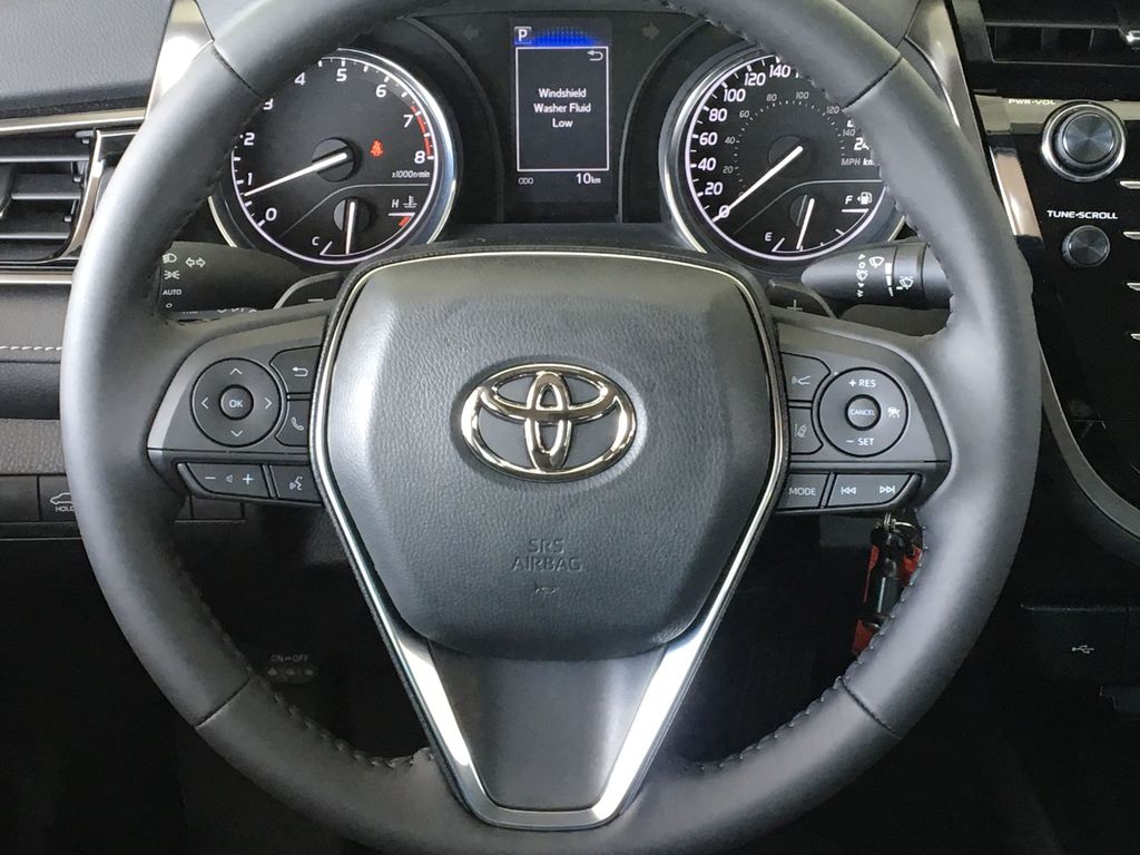 New 2020 Toyota Camry SE I Leather I Paddle Shifters Front Wheel Drive ...