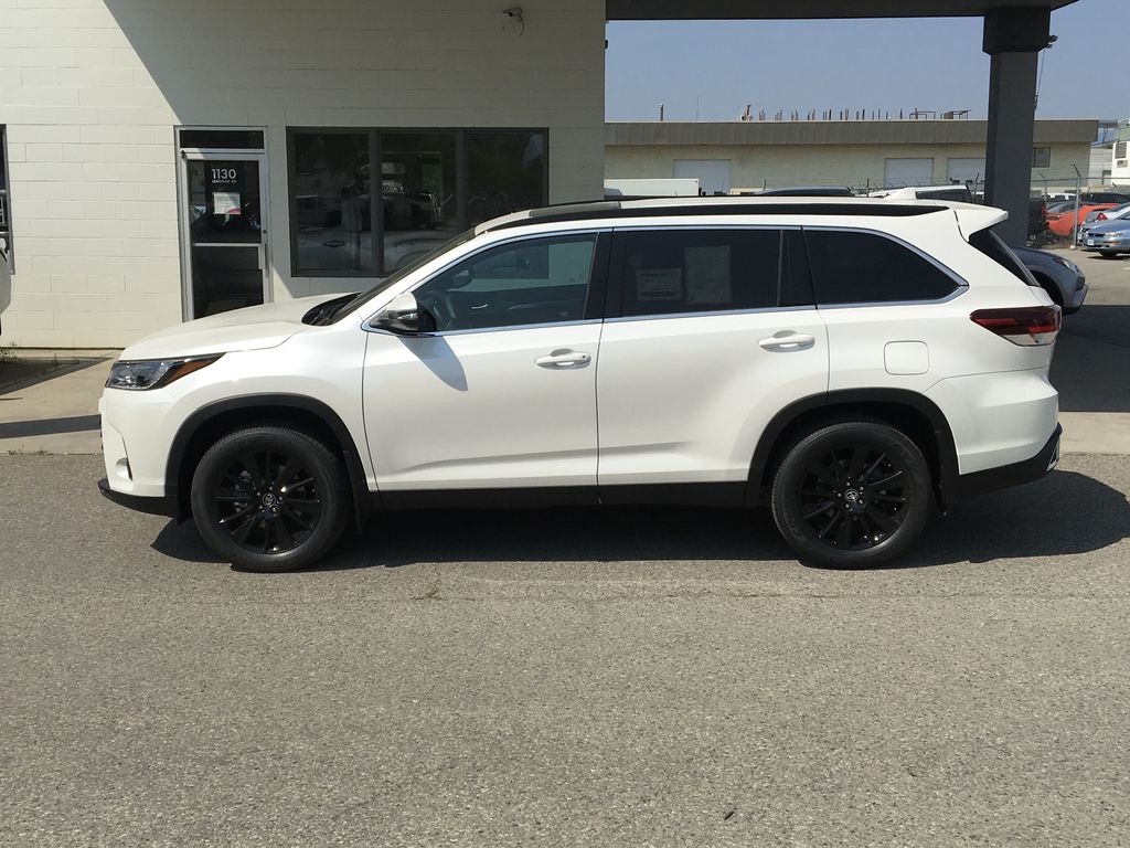 New 2019 Toyota Highlander XLE I SE Pkg. I 19 Inch Black Alloy Wheels I ...