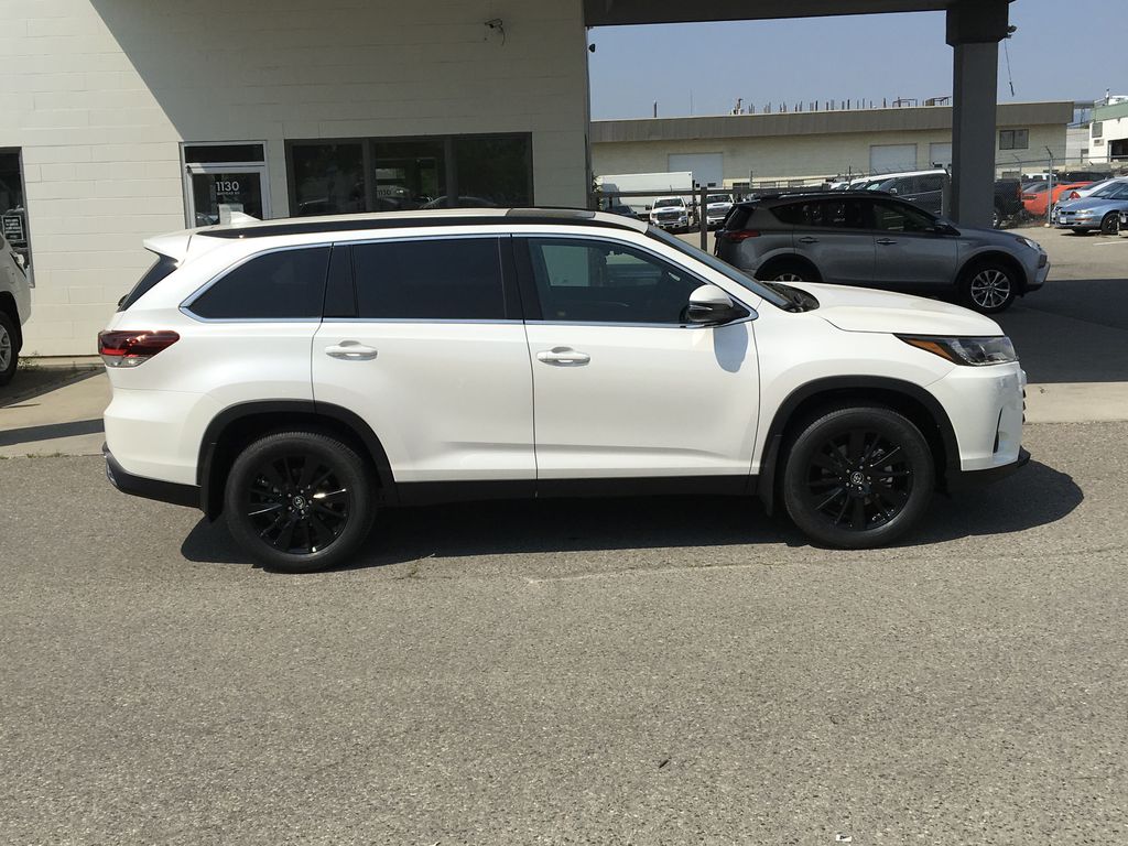 New 2019 Toyota Highlander XLE I SE Pkg. I 19 Inch Black Alloy Wheels I ...