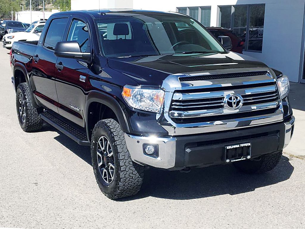 Used 2017 Toyota Tundra Trd Off Road 4 Door Pickup In Kelowna Pkt8566